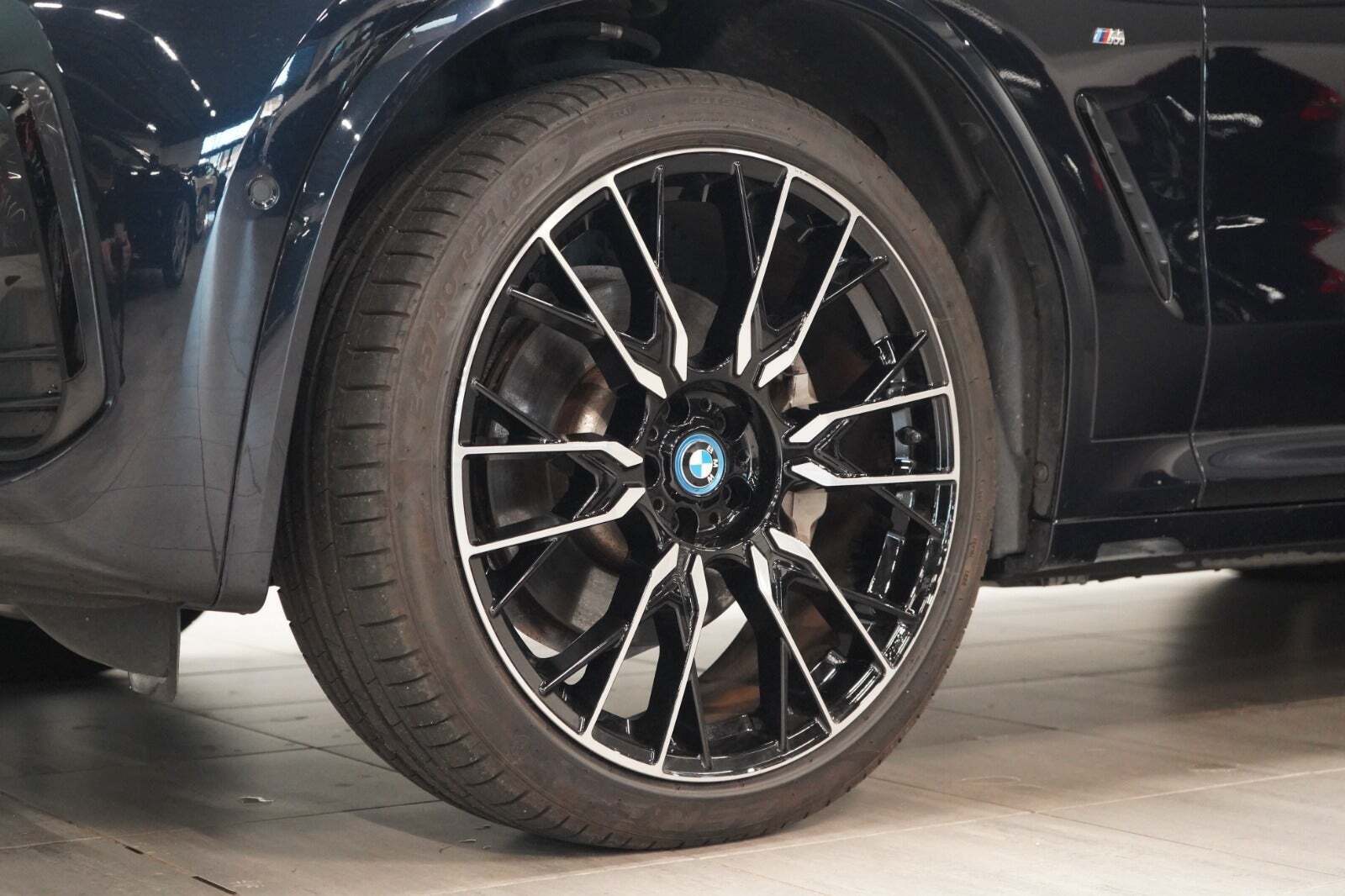 Sort BMW iX3 fra 2022