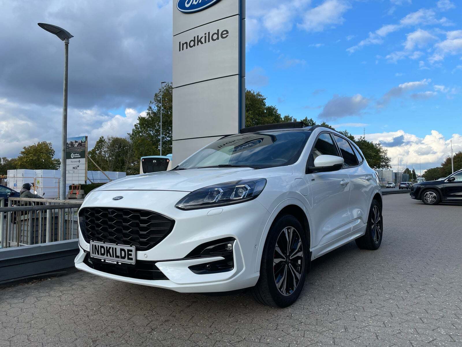 Ford Kuga 2,5 PHEV ST-Line X CVT