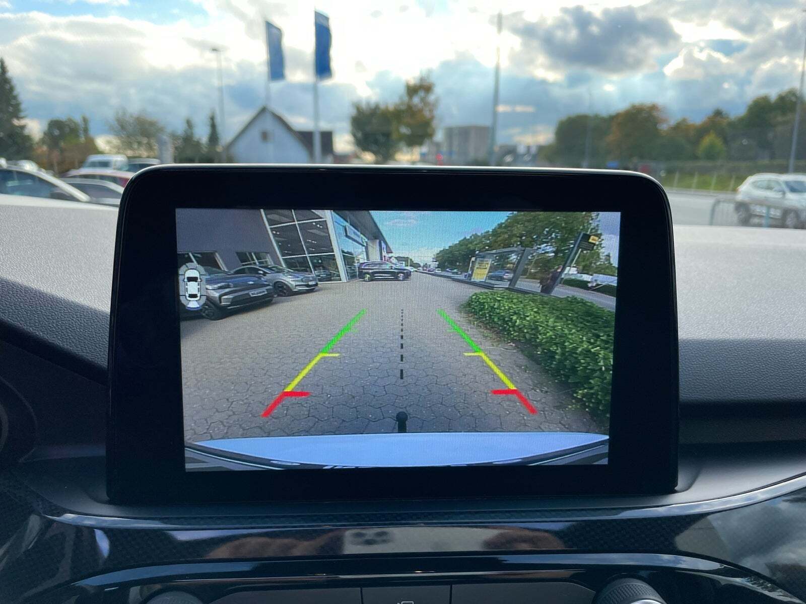 Hvid Ford Kuga fra 2020