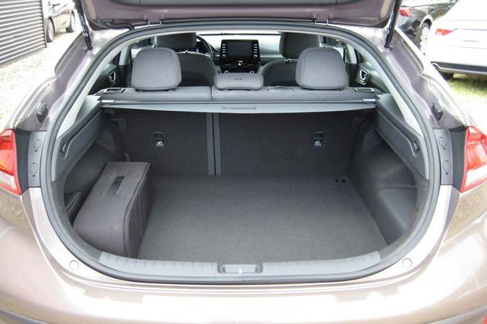 Brun Hyundai Ioniq fra 2020