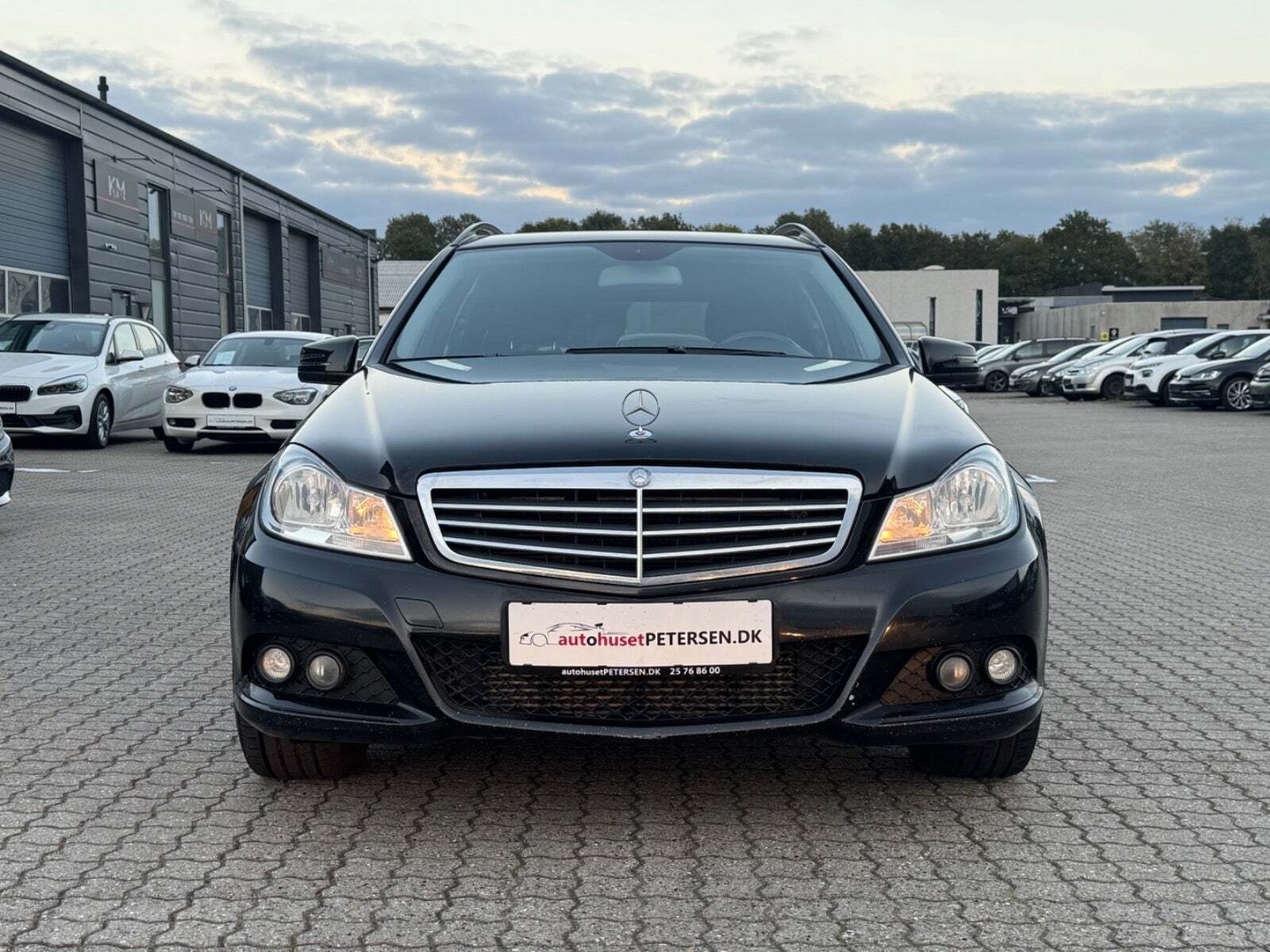 Sort Mercedes C220 fra 2011