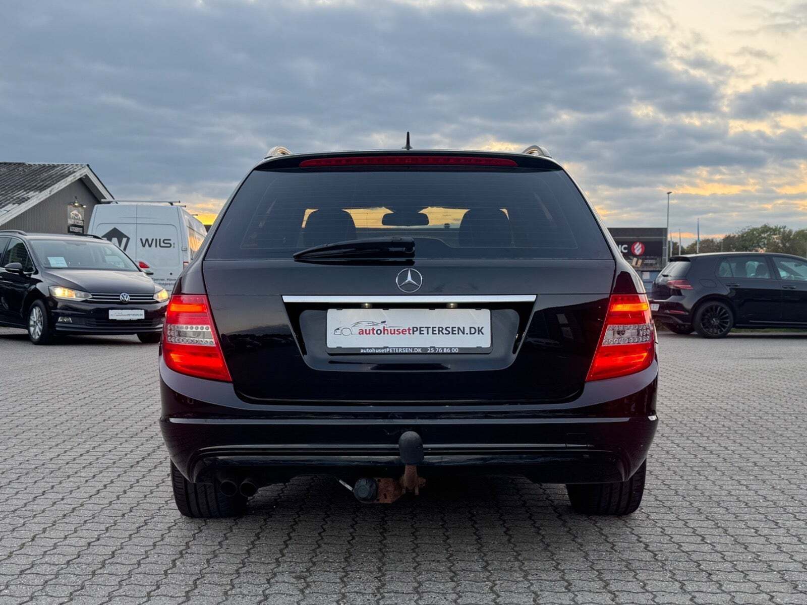 Sort Mercedes C220 fra 2011