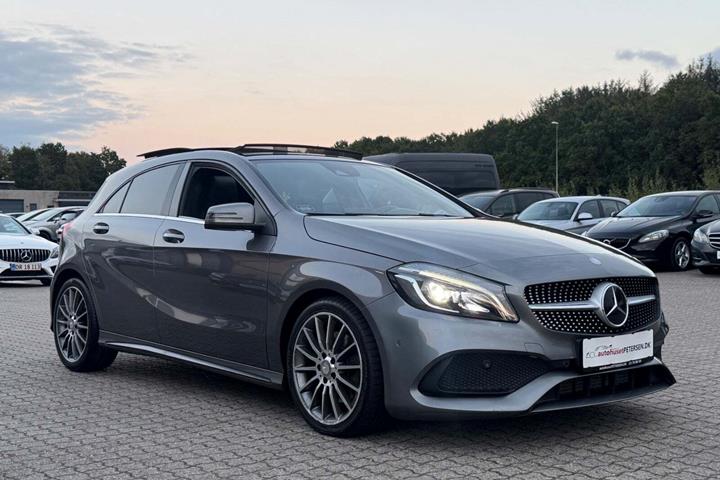 Grå Mercedes A220 d fra 2015 set udefra
