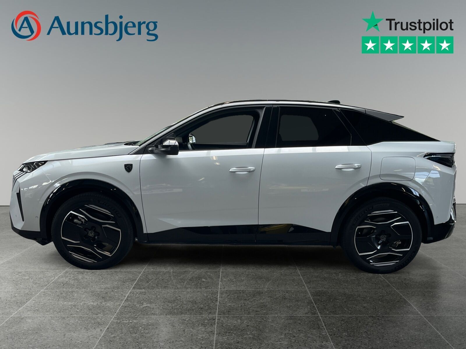 Peugeot e-3008 77 GT Pack