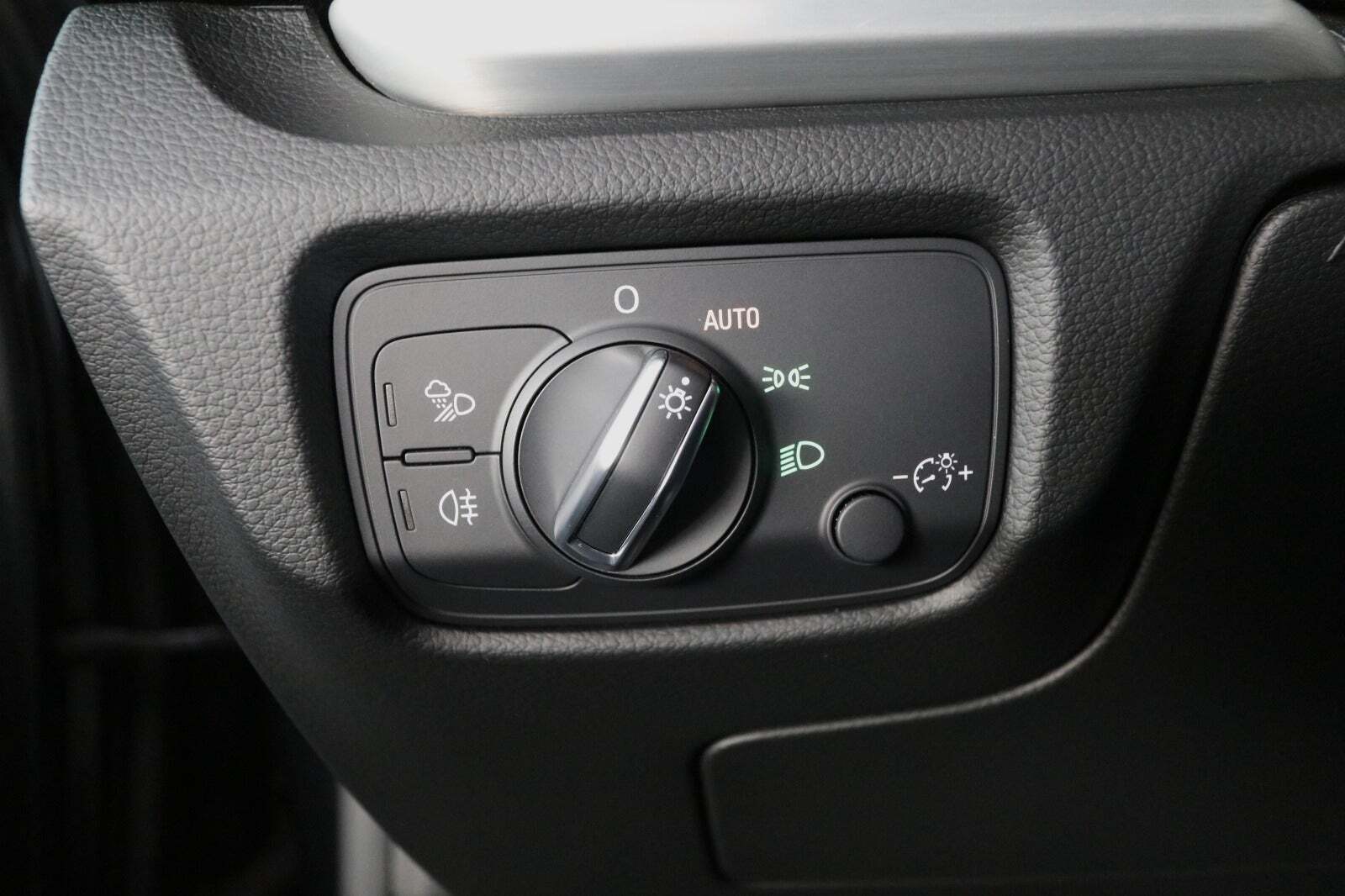 Grå Audi S3 fra 2017