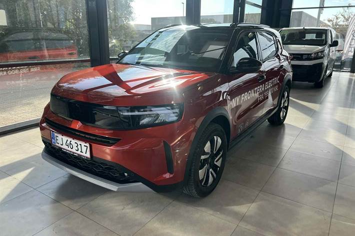 Orange Opel Frontera fra 2025 set udefra