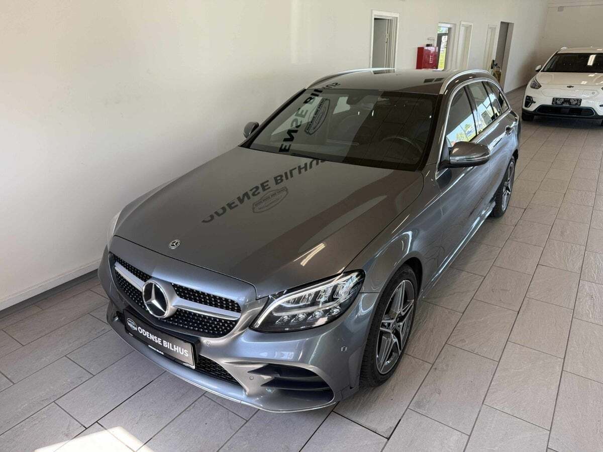 Mercedes C220 d 2,0 AMG Line stc. aut.
