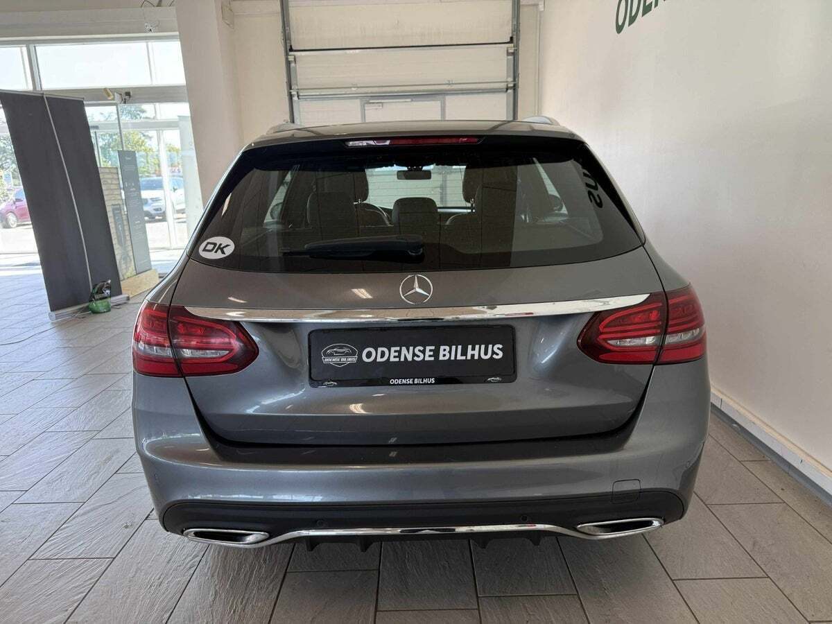 Mercedes C220 d 2,0 AMG Line stc. aut.