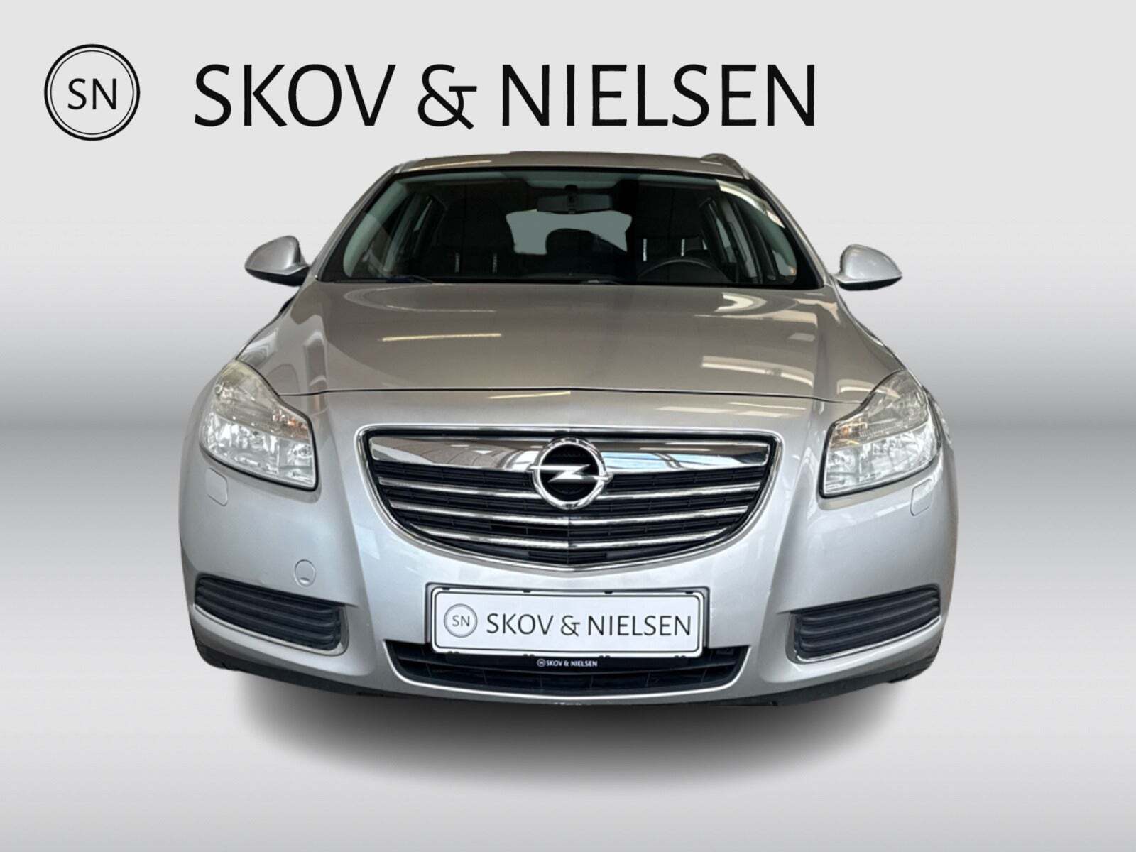 Sølv Opel Insignia fra 2010