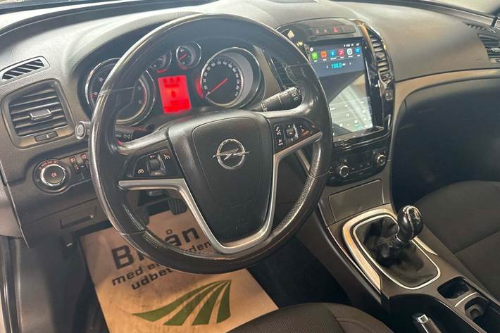 Sølv Opel Insignia fra 2010