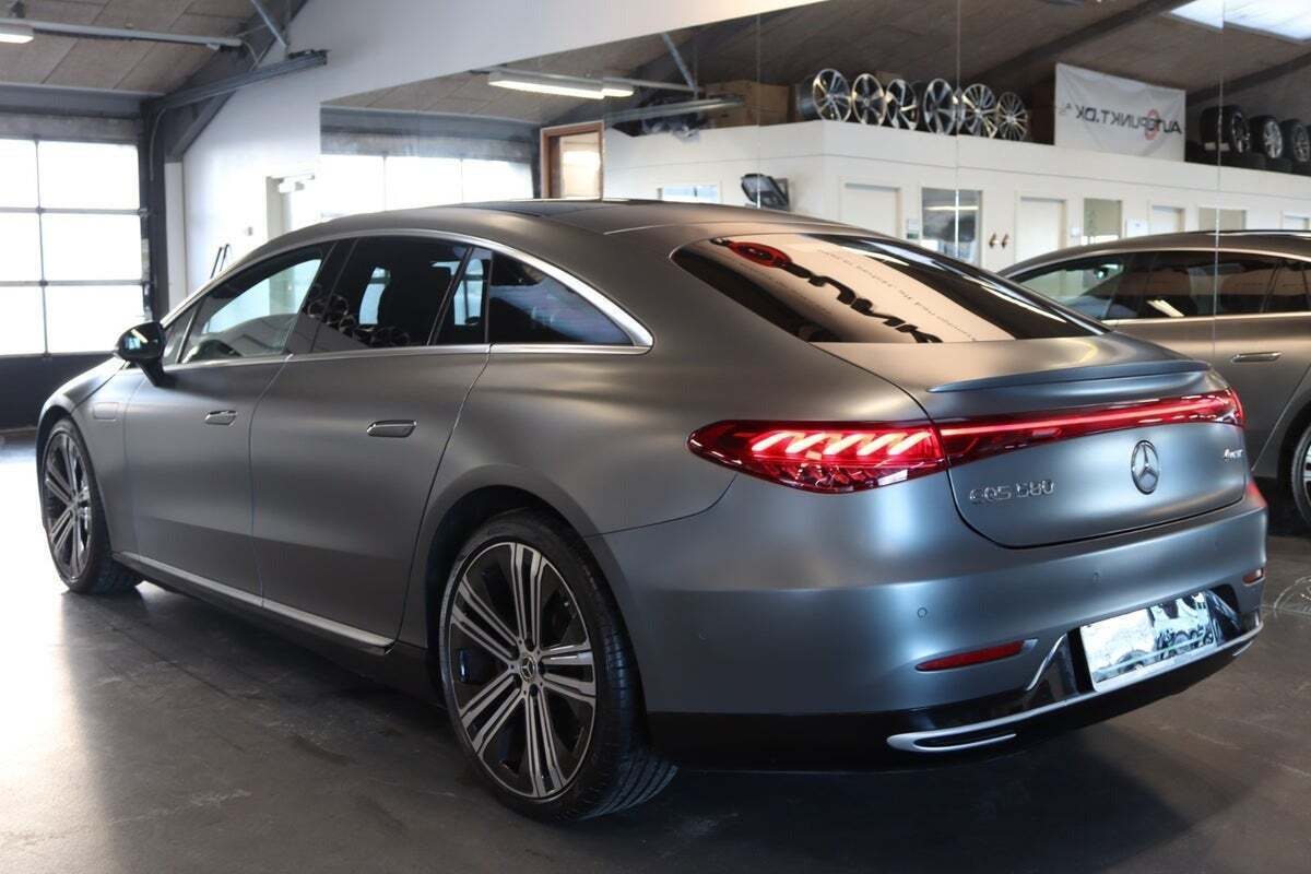 Mercedes EQS580