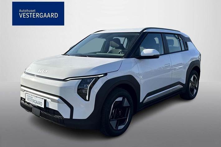 Hvid Kia EV3 fra 2025 set udefra