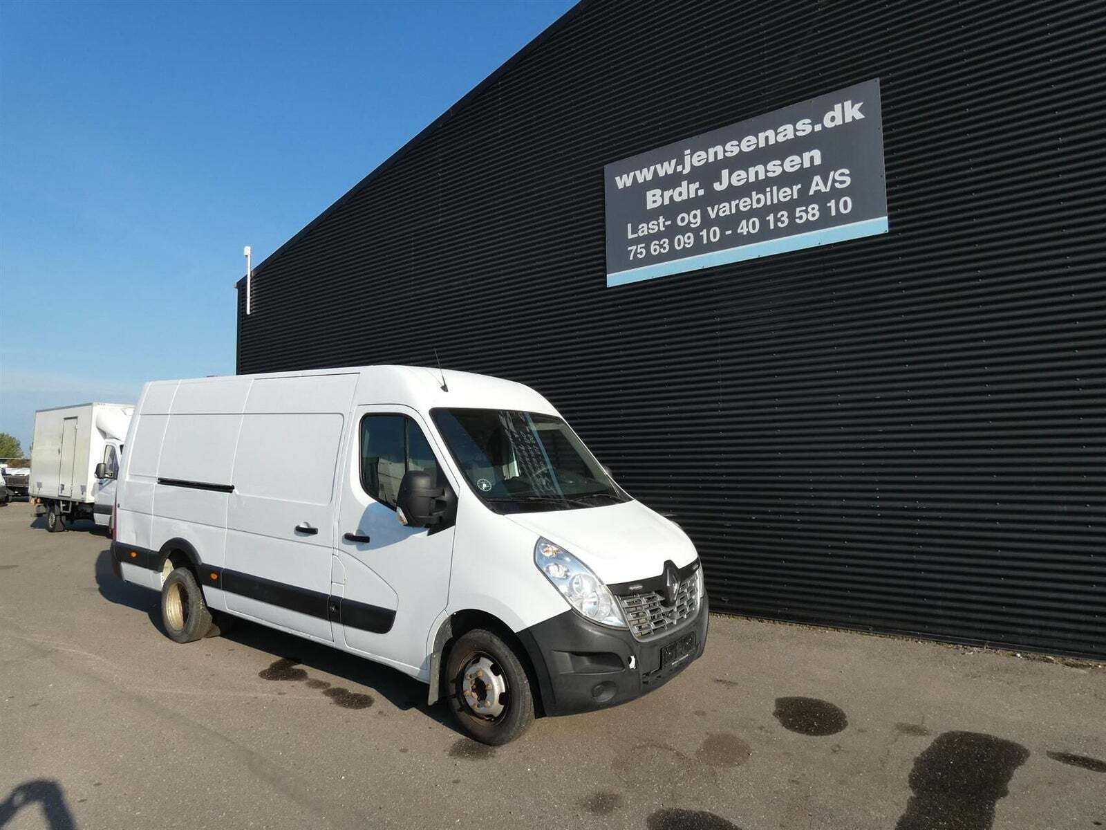 Renault Master III T35 2,3 dCi 165 L3H2 Kassevogn RWD