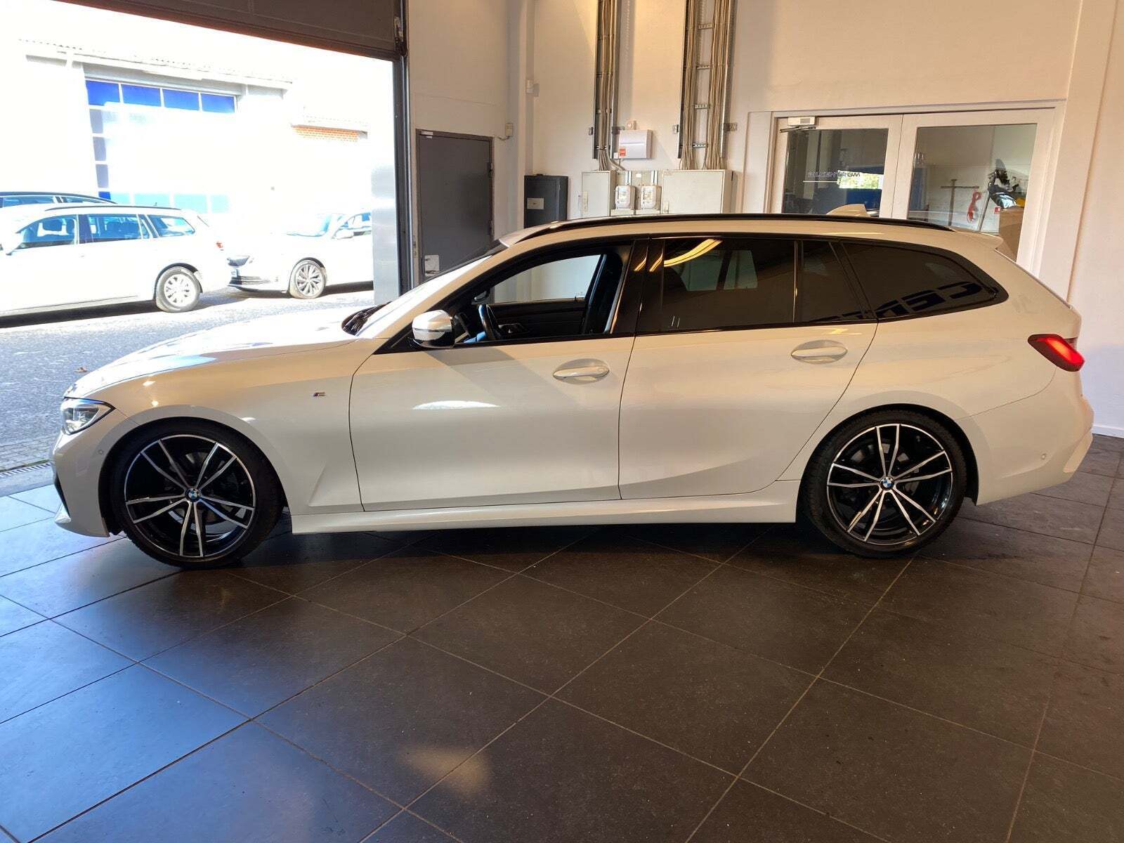 BMW 320d 2,0 Touring M-Sport xDrive aut.