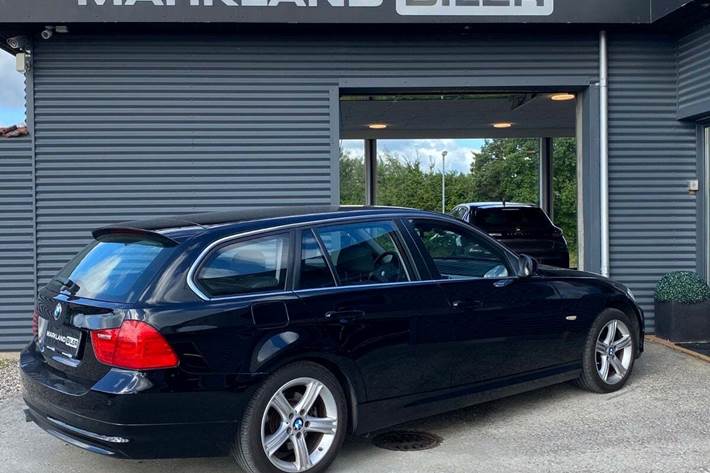 Sort BMW 316d fra 2011
