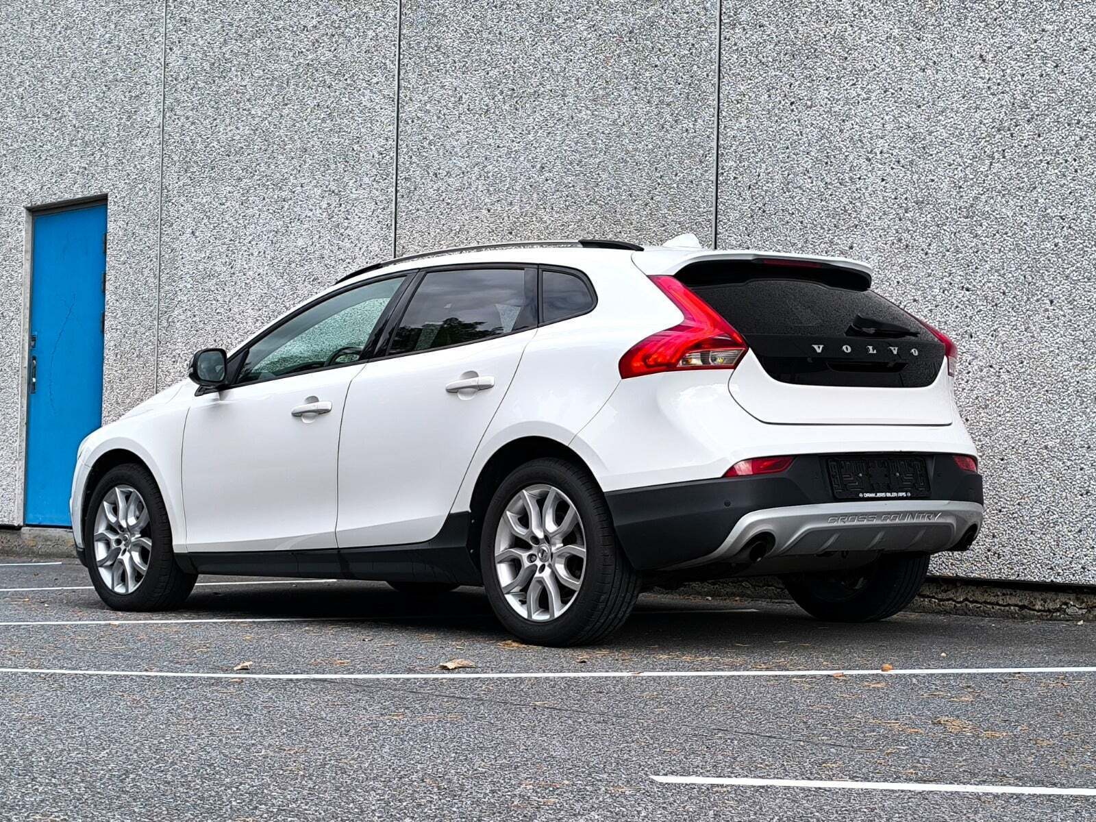 Volvo V40