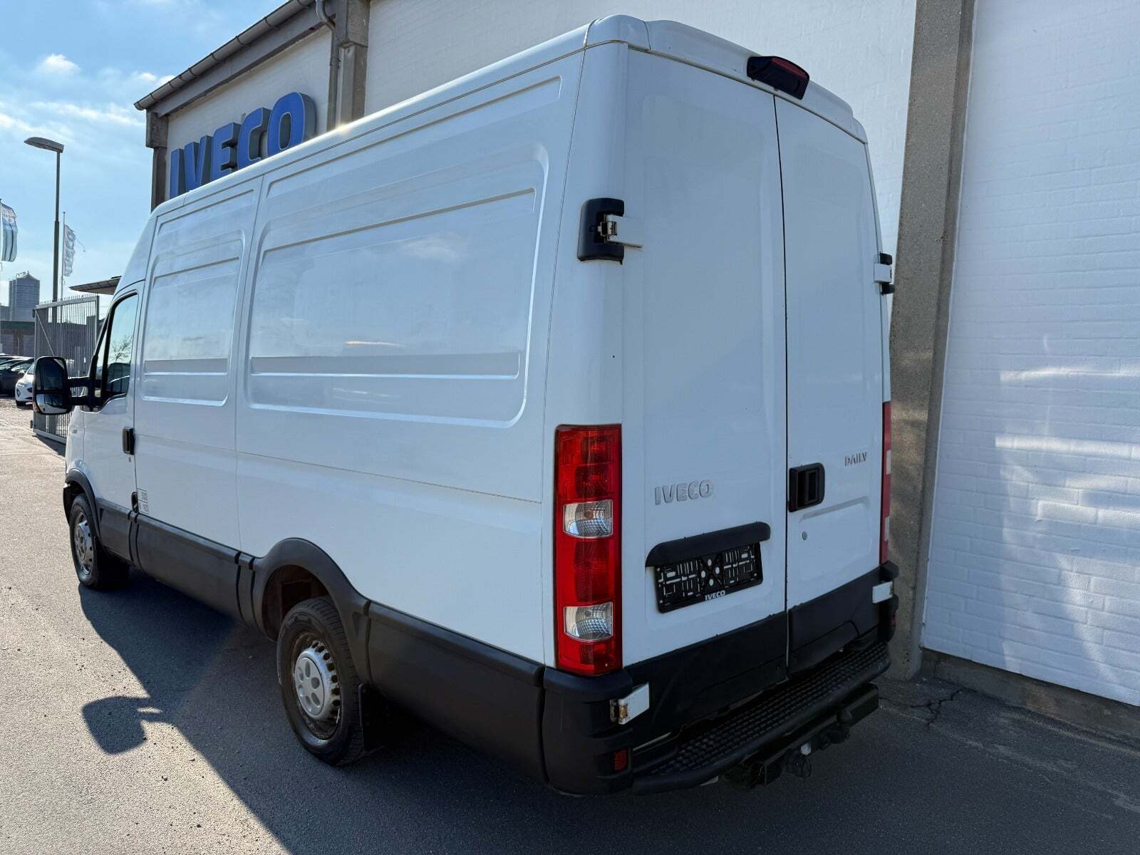 Iveco Daily 2,3 35S13 12m³ Van