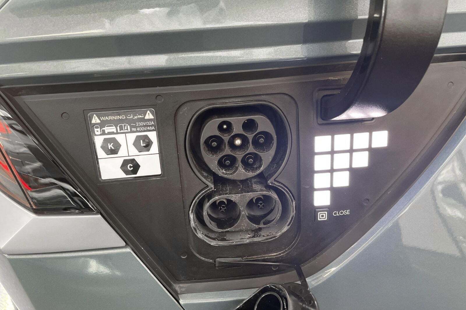 Blå Hyundai Ioniq 5 fra 2024