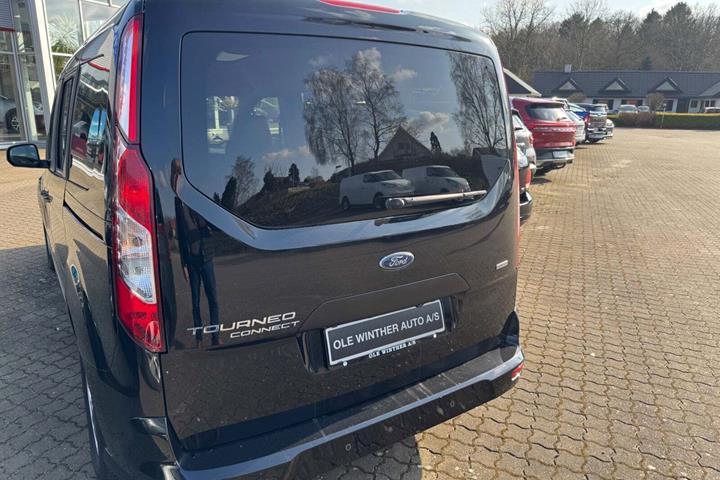 Sort Ford Tourneo Connect fra 2018 set udefra