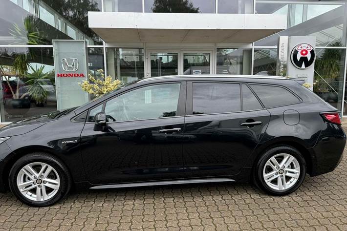 Sort Suzuki Swace fra 2021