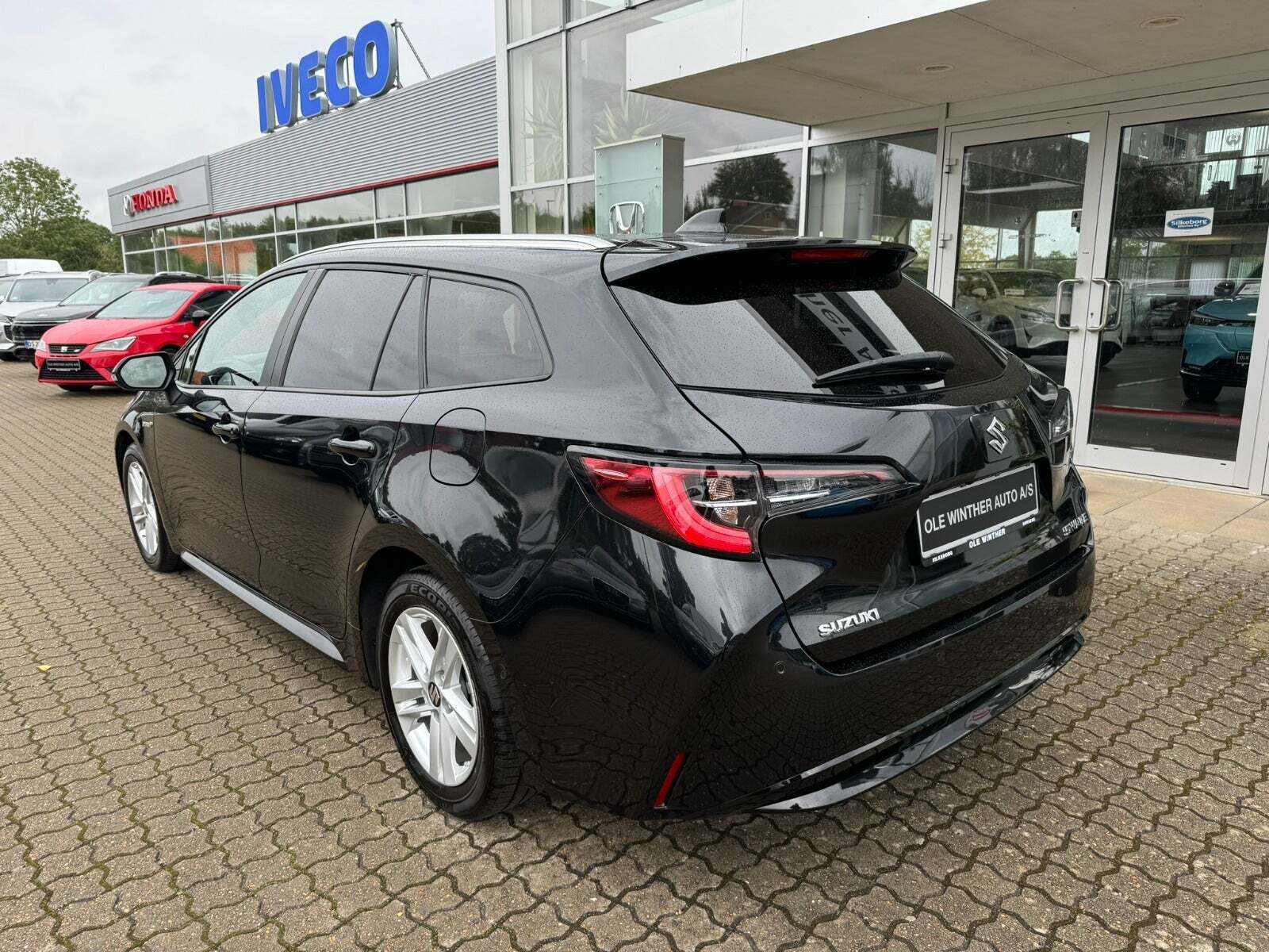 Sort Suzuki Swace fra 2021