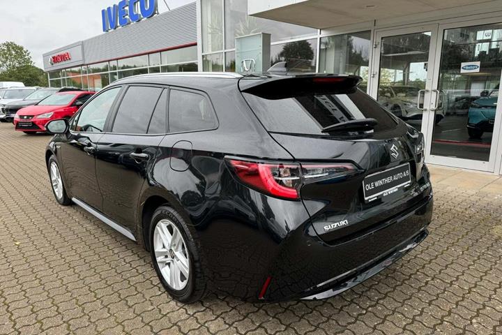 Sort Suzuki Swace fra 2021