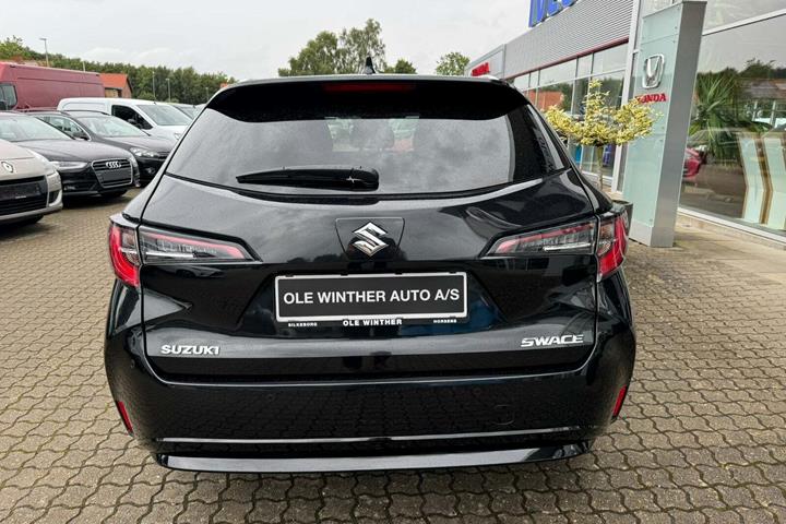 Sort Suzuki Swace fra 2021