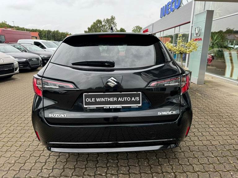 Suzuki Swace 1,8 HEV Exclusive stc. e-CVT