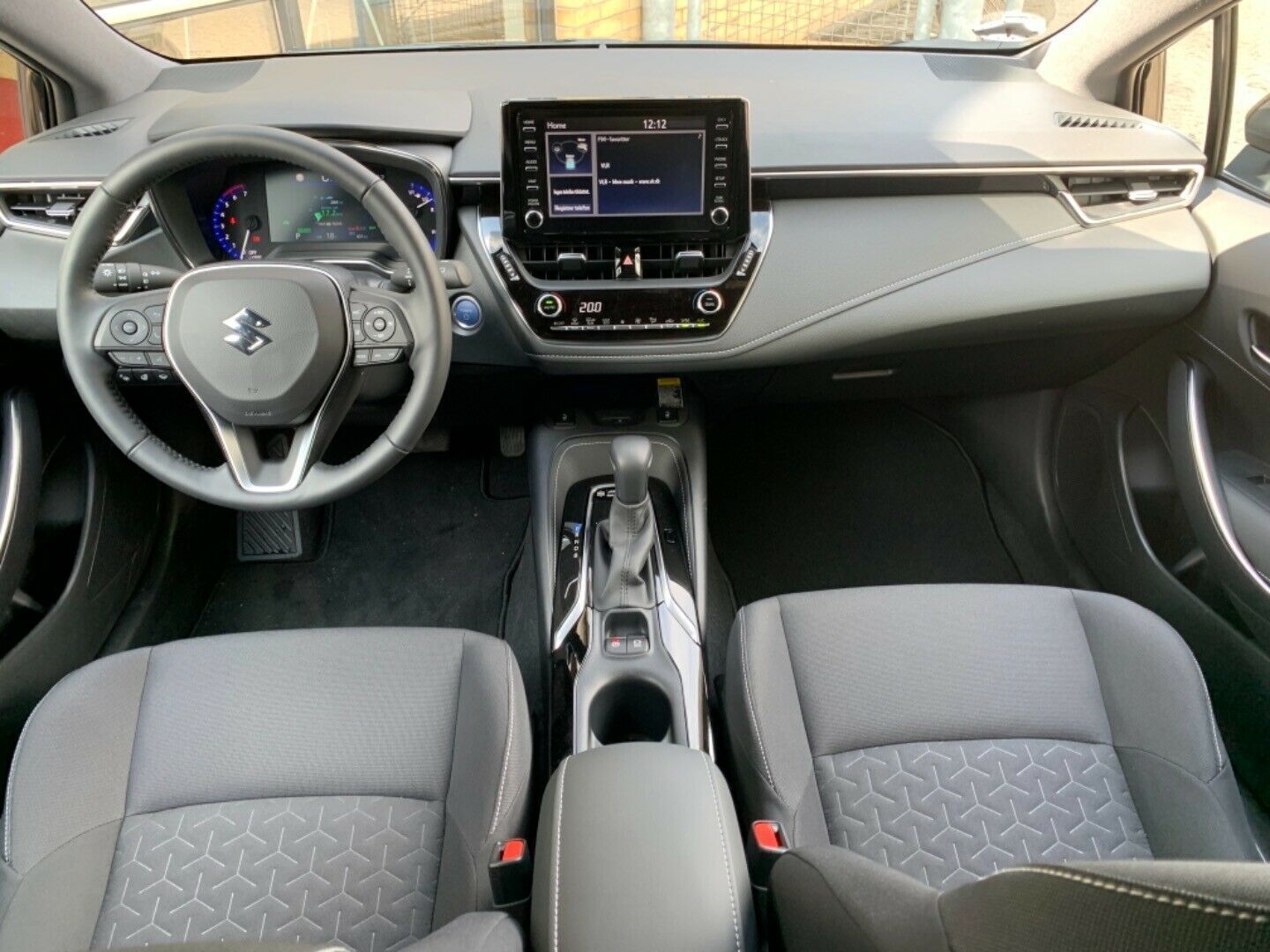 Suzuki Swace