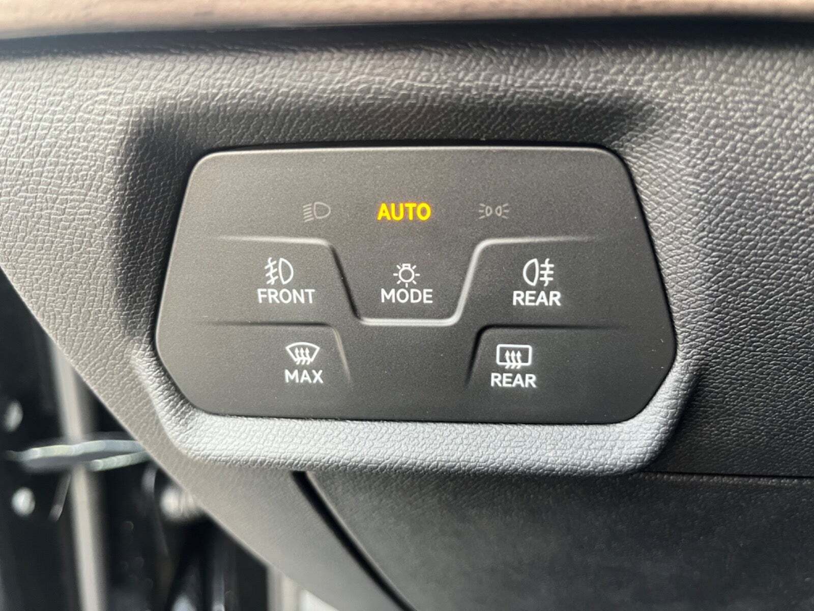 Sort Seat Leon fra 2021