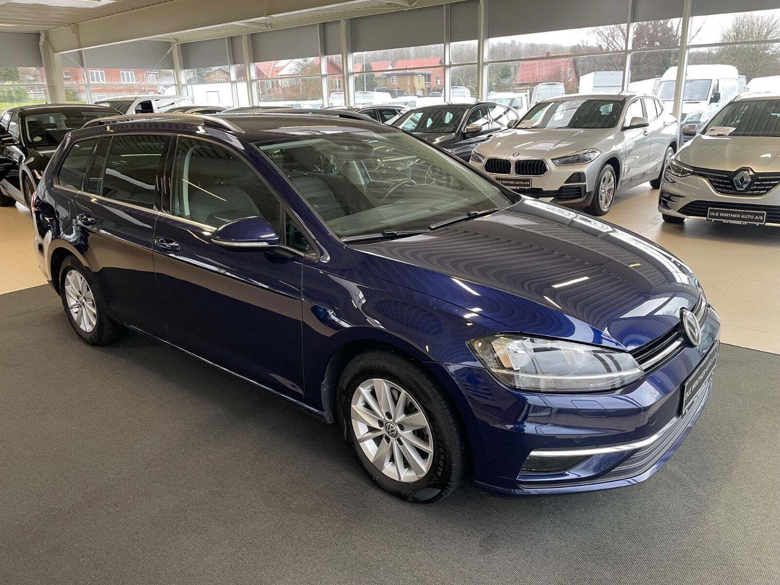 VW Golf VII 2,0 TDi 150 Highline Variant DSG