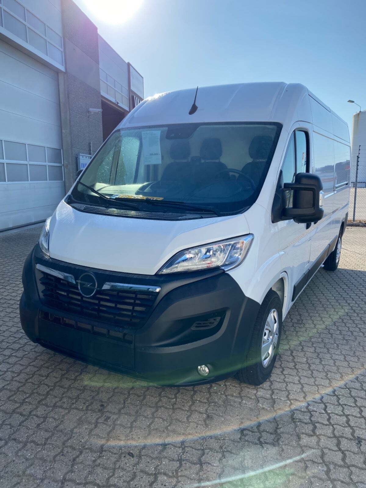 Opel Movano 35 2,2 BlueHDi 140 L3H2 Enjoy Pro Van
