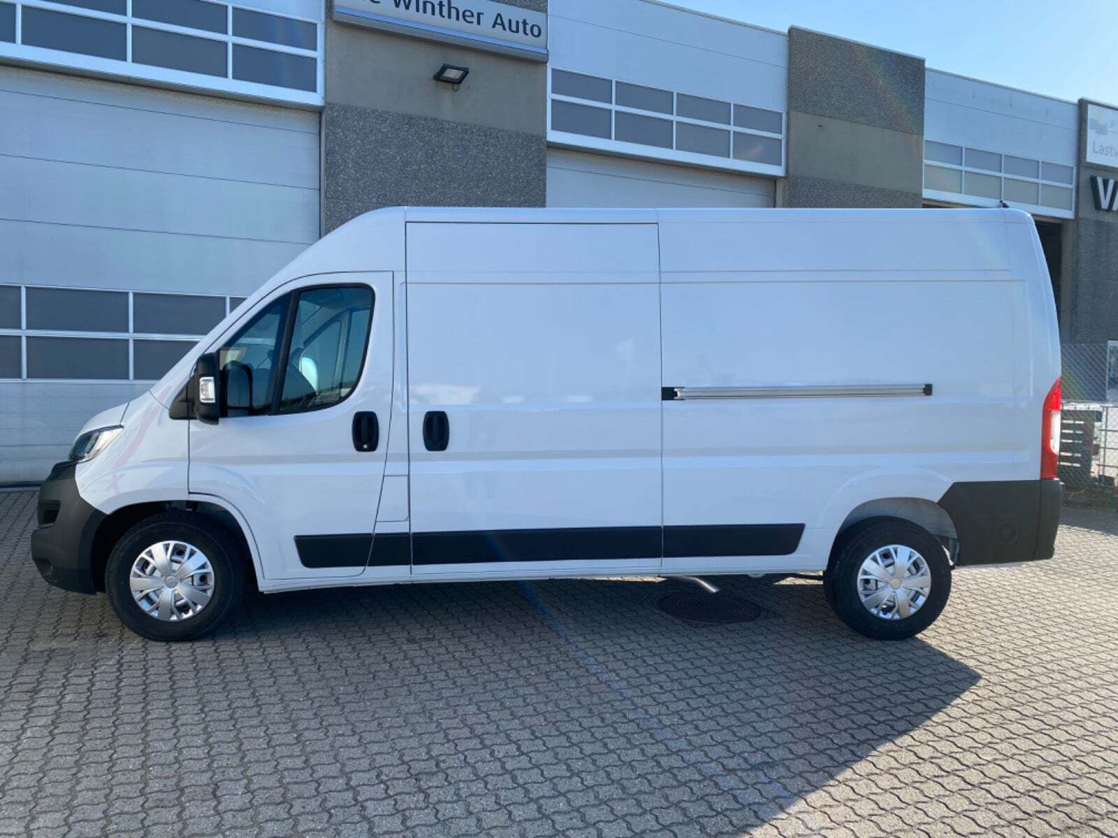 Opel Movano 35 2,2 BlueHDi 140 L3H2 Enjoy Pro Van