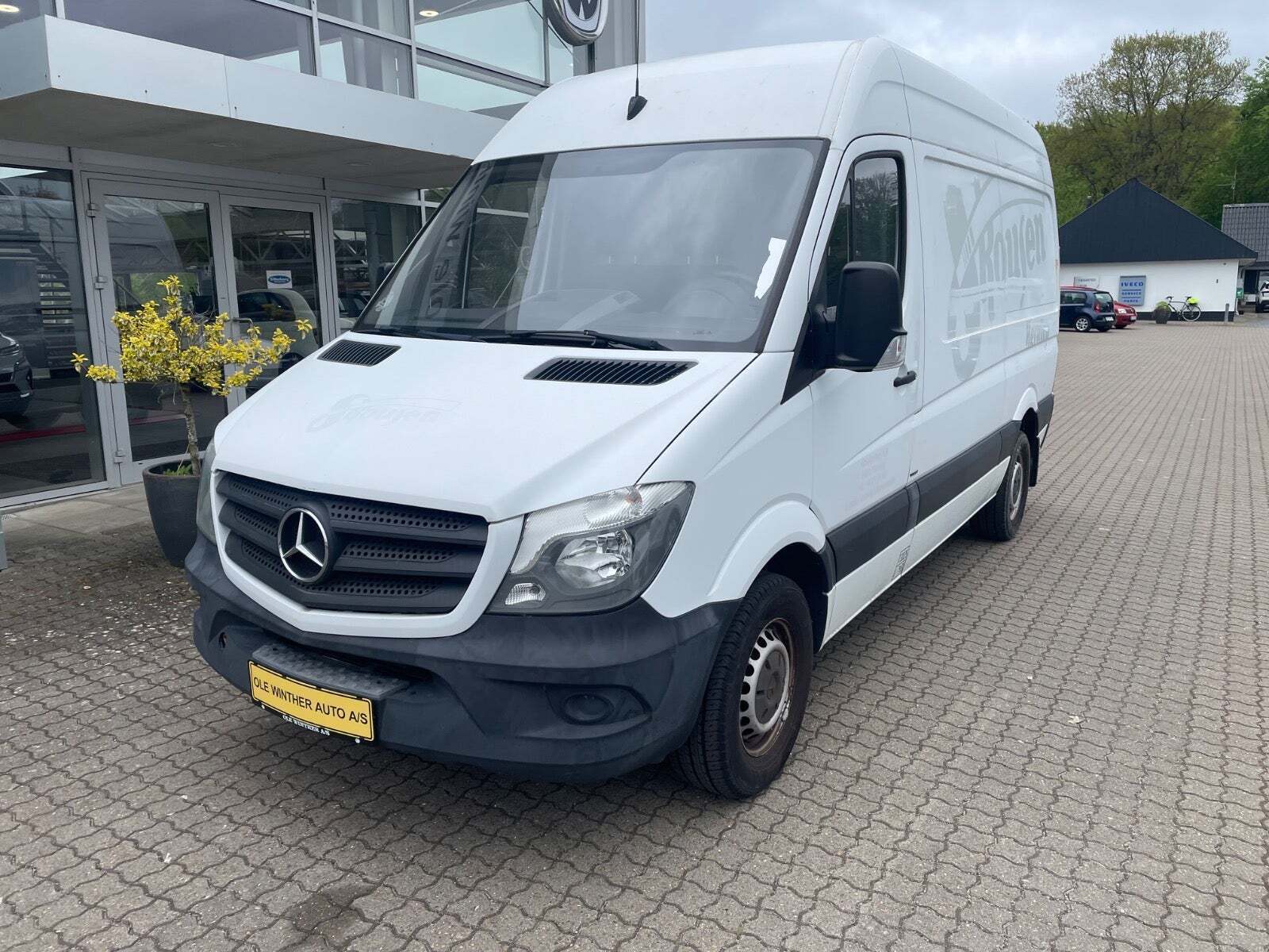 Mercedes Sprinter 211 2,2 CDi R1 Kassevogn