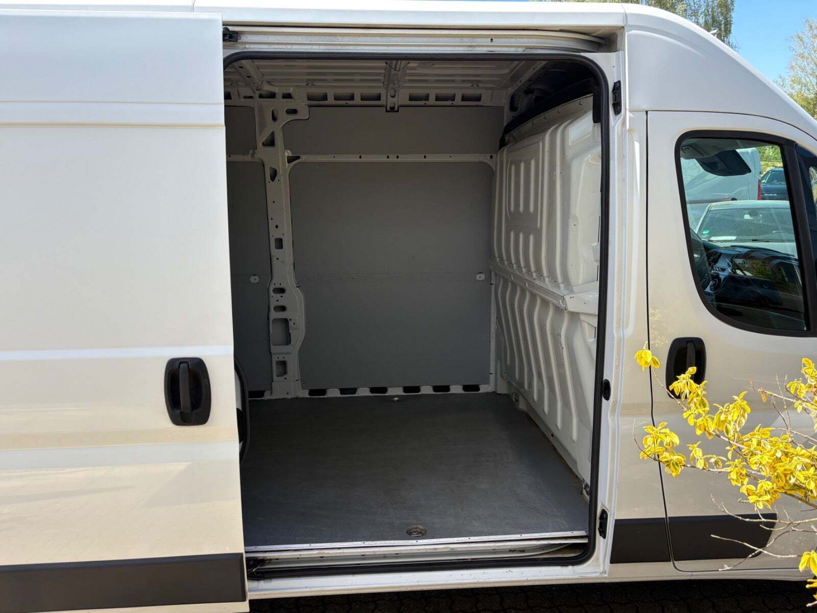 Fiat Ducato 35 2,3 MJT 140 Kassevogn L3H2 Pro+