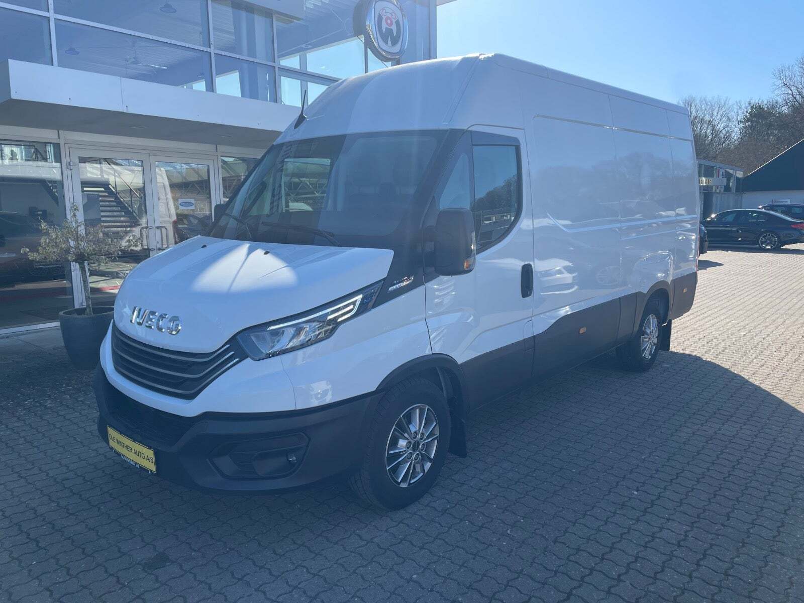 Iveco Daily 3,0 35S18 12m³ Van AG8