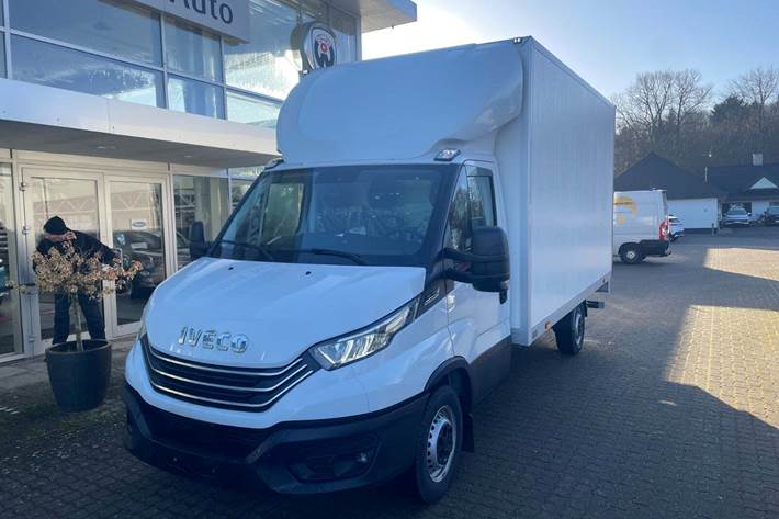 Hvid Iveco Daily fra 2025