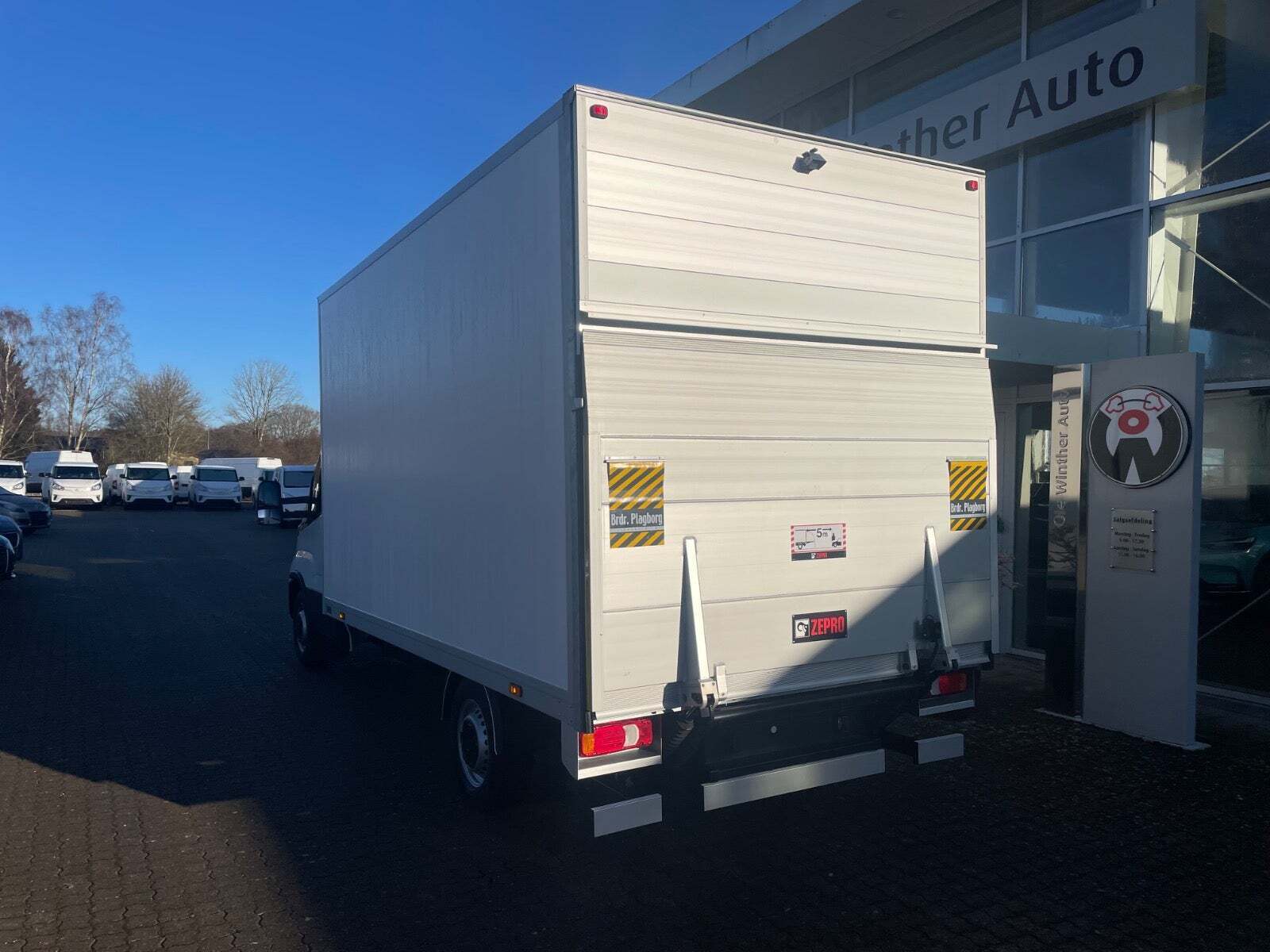 Hvid Iveco Daily fra 2025