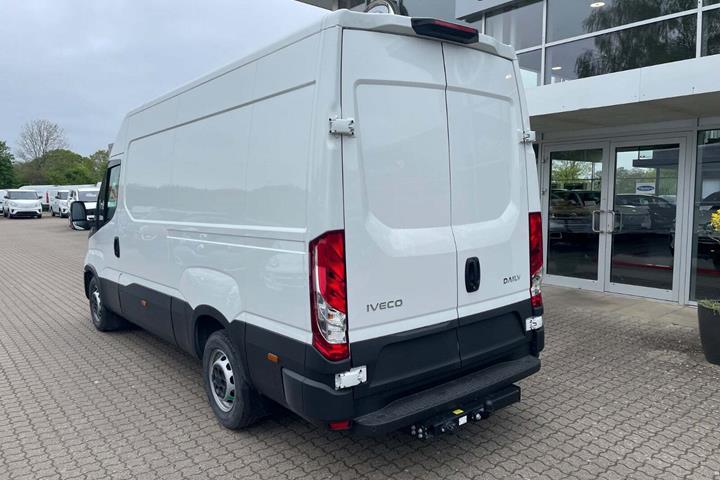 Hvid Iveco Daily fra 2025