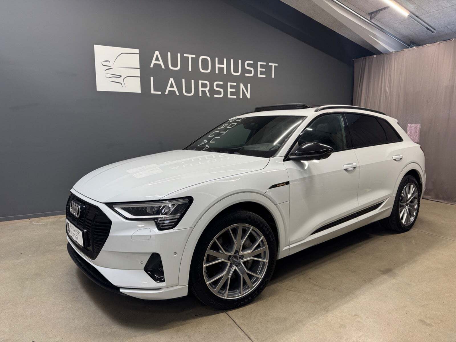 Audi e-tron 55 S-line quattro