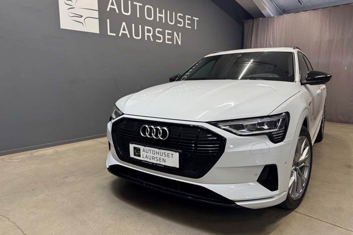 Hvid Audi e-tron fra 2020