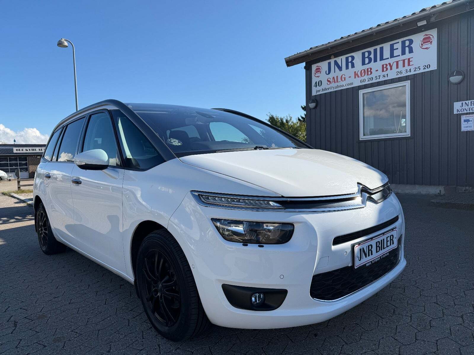undefined Citroën Grand C4 Picasso fra 2016 set udefra