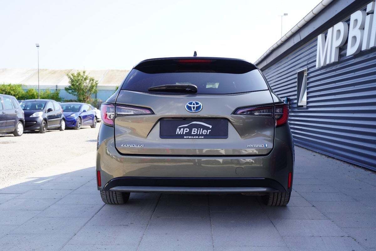 Toyota Corolla 1,8 Hybrid Active Premium Touring Sports MDS