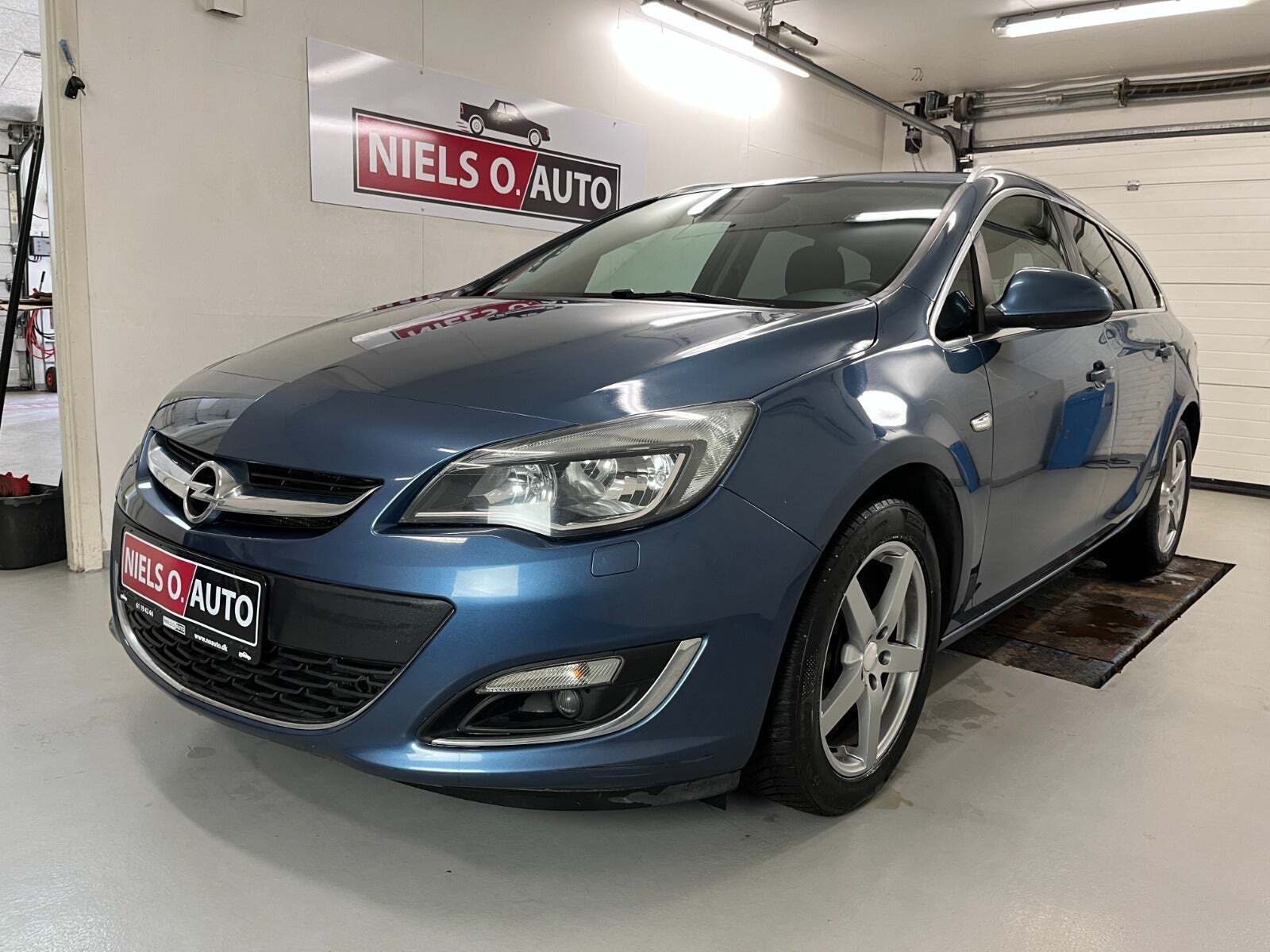 Opel Astra 1,4 T 140 Sport Sports Tourer