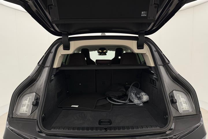 Sort BMW iX fra 2022