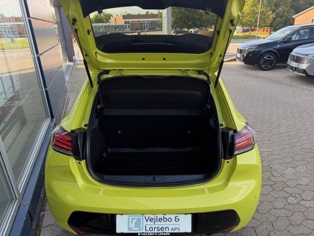 Peugeot 208 1,2 PureTech Allure+ EAT8 100HK 5d 8g Aut.