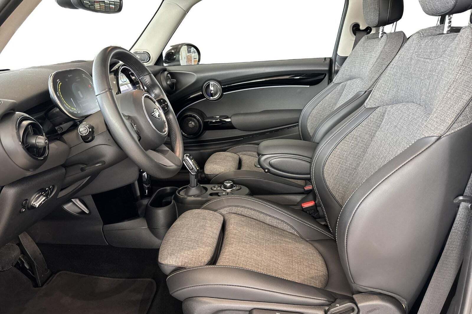 Mini Cooper SE Edition Premium Plus