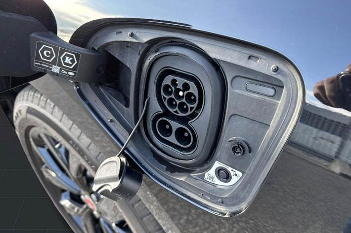 Sort Jaguar I-Pace fra 2022