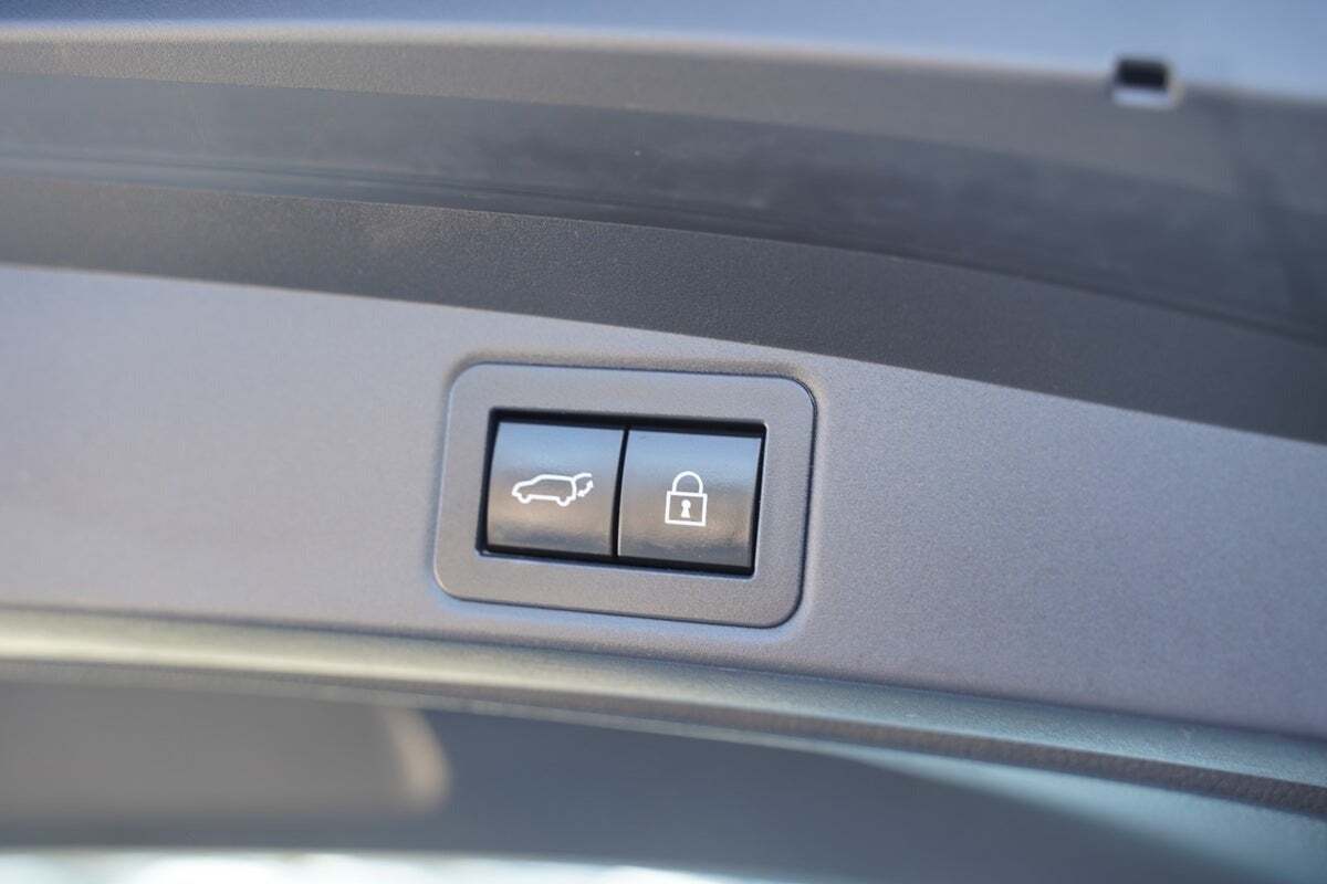 Grøn Toyota Corolla fra 2019