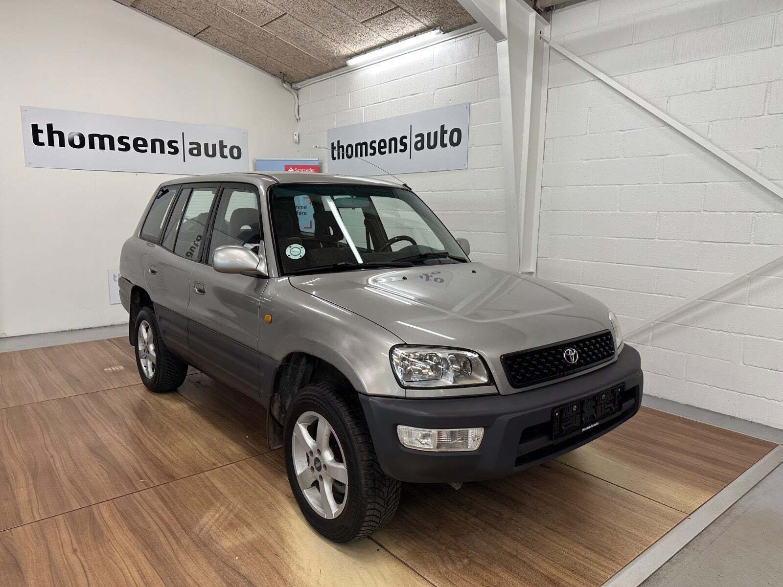 Toyota RAV4 2,0 4x4